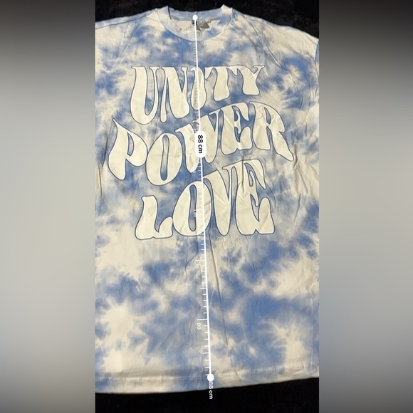 H&M Tie Dye T-Shirt - Picture 2 of 11